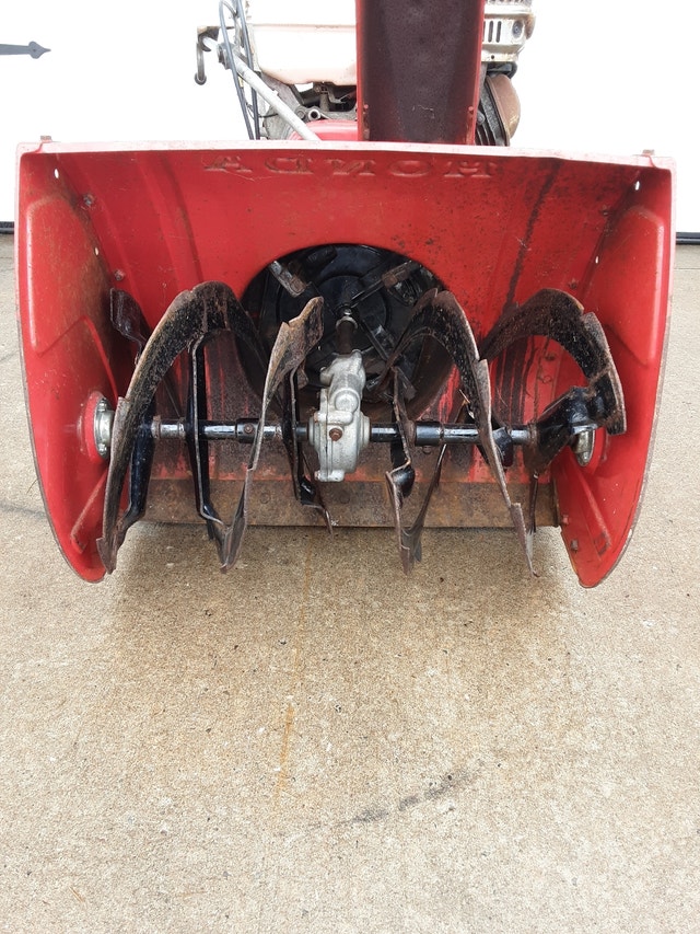 Honda HS80 snowblower Snowblowers Barrie Kijiji