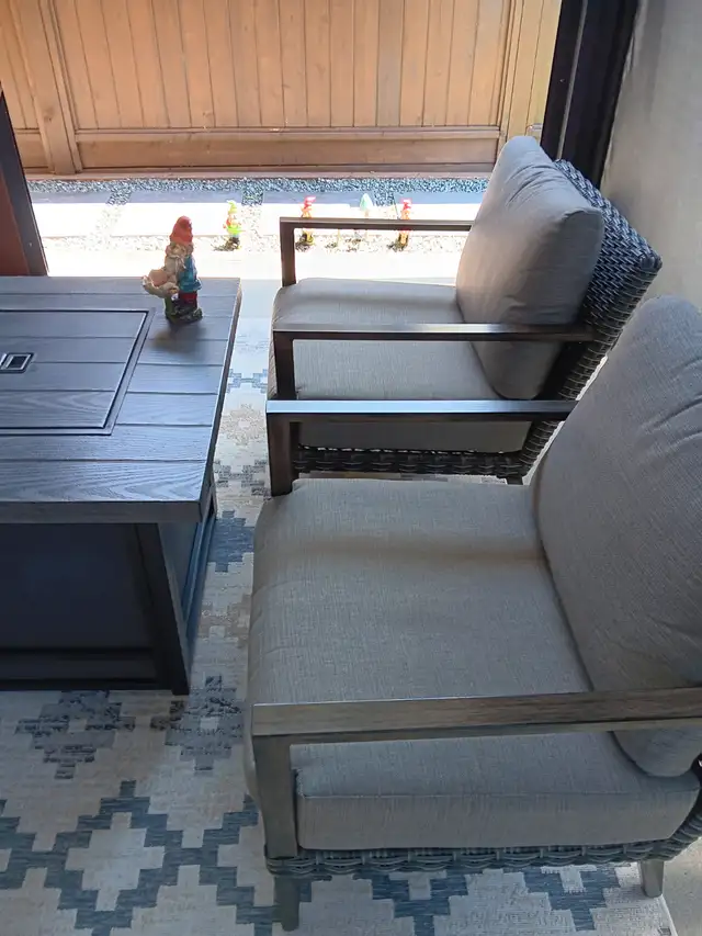 Patio furniture in Patio & Garden Furniture in Chilliwack - Image 4