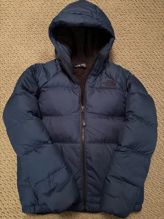 Boys’ NorthFace Down Puffer Jacket in Kids & Youth in Edmonton - Image 2