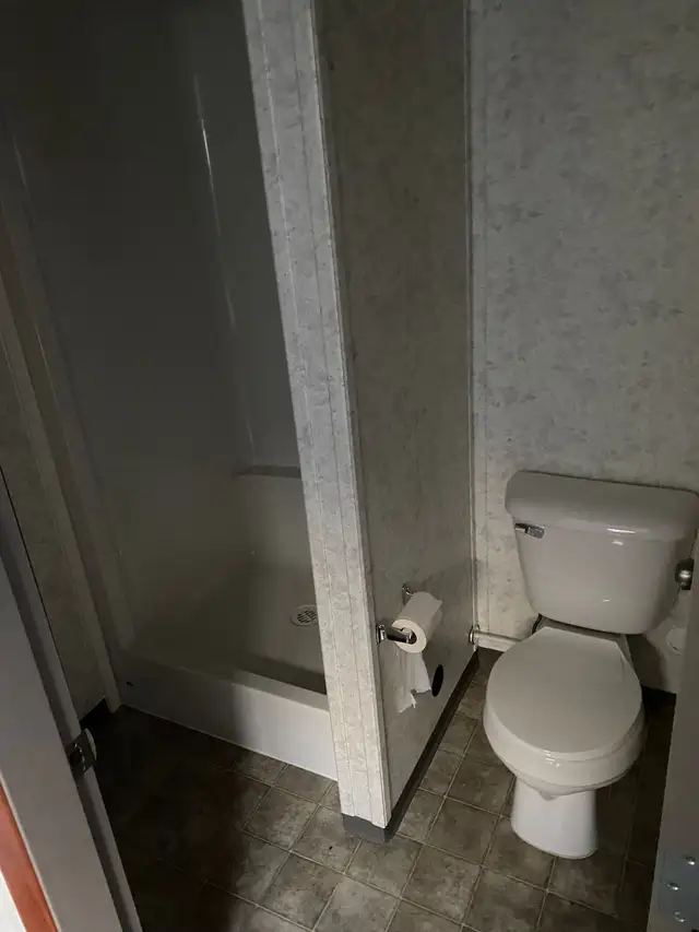 5 bed modulars 5 bath for sale in British Columbia in Canada - Image 4