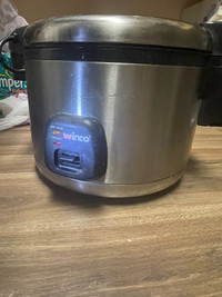 Winco Commercial-Grade Electric Rice Cooker