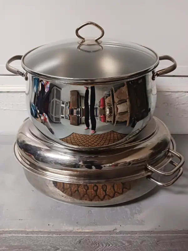 chaudrons de cuisson (2x) in Kitchen & Dining Wares in Edmundston - Image 2