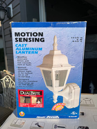 BNIB Motion sensing lantern / lamp / light