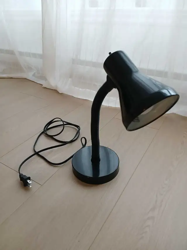 Lampe noire in Indoor Lighting & Fans in City of Montréal - Image 3