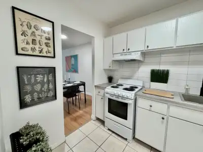 Grand 3.5 (1 chambre) - Ste-Foy- Québec