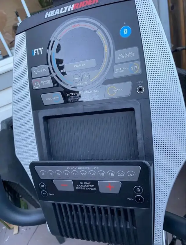 HealthRider H30X Recumbent Exercise Bike – Excellent Condition in Exercise Equipment in Oakville / Halton Region - Image 6