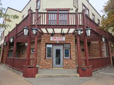 Absolutely Merritt, BC's BEST barber/office/retail location! Kitty CORNER to the Royal Bank. Approxi...