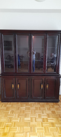 2 PIECE CHINA CABINET WITH LIGHT