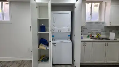 - one room is available in shared basement from 1st SEPT - one or two PURE VEGETARIAN GIRLS - main i...