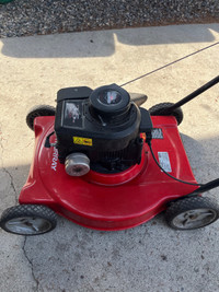 Briggs and Stratton gas lawnmower 