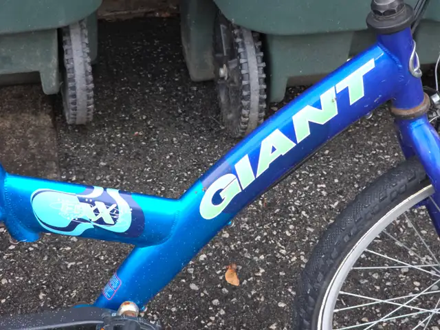 Giant Fixx Kids Single Speed Bicycle in Kids in Windsor Region - Image 8
