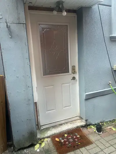 Beautiful 1 Bedroom / 1 Bathroom Apartment, View more