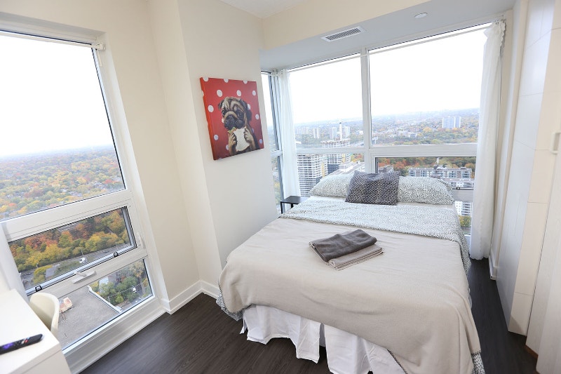 $1280 LUXURY DOWNTOWN ROOMS, HIGHRISE CONDO, ALL INCLUDED, FURNI | Room ...