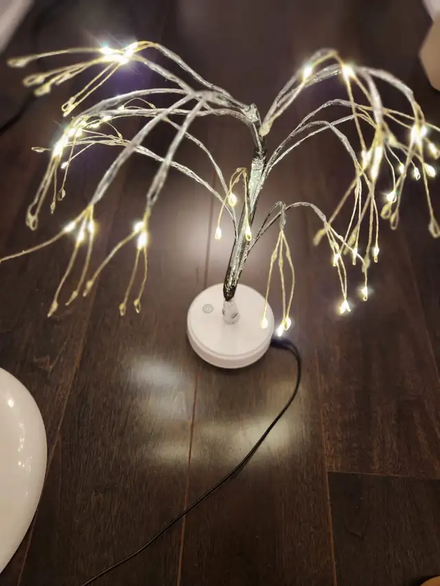 Tabletop LED Tree Light for Home Party, Christmas Décor in Home Décor & Accents in City of Toronto - Image 5