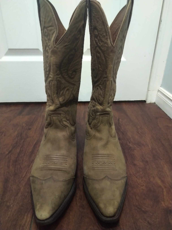 Women's Nine West Cowboy Boots size 8.5 Shediac N.B. in Women's - Shoes in Moncton - Image 3
