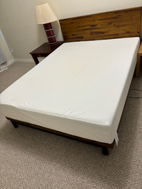 Queen size mattress 