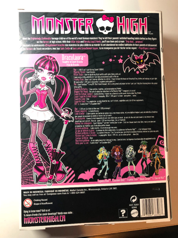 Monster High 2009 doll Draculaura MIB $425 OBO in Arts & Collectibles in City of Toronto - Image 2