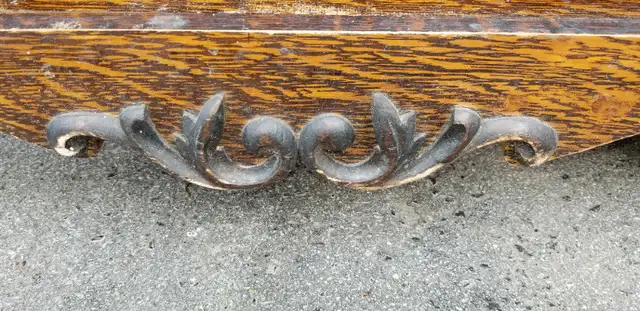 Victorian faux oak hardwood bookcase 4 shelf hole bottom c1900 in Bookcases & Shelving Units in Ottawa - Image 9