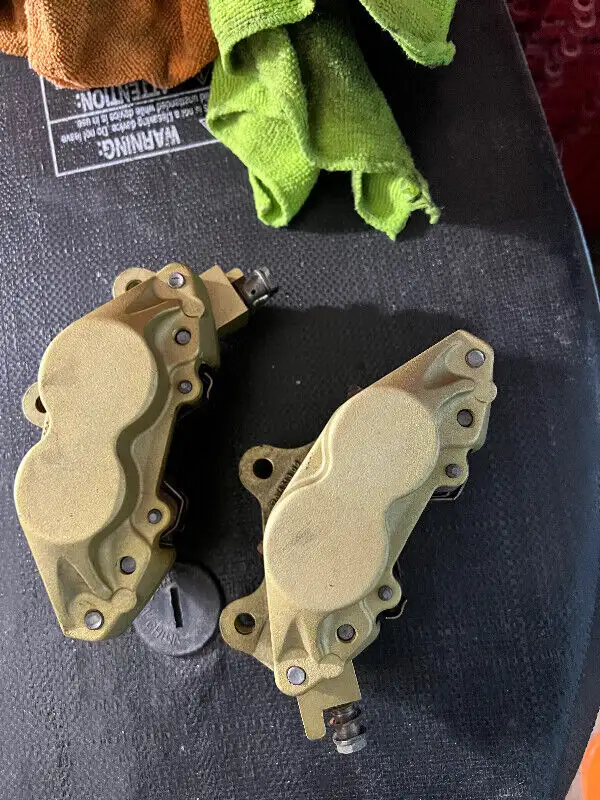 Ducati Brembo brake calipers 748 998 P4 2 pad 65mm axle mount oe in Other in City of Toronto - Image 9