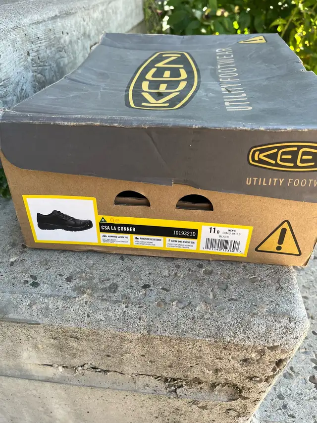 Keen steel toe shoes in Men's Shoes in Kitchener / Waterloo - Image 5