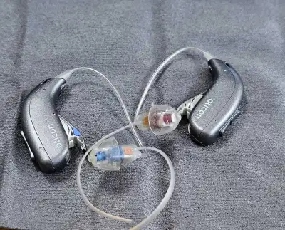 Otticon Real 2 is model PRICE IS FIRM These take batteries. This price is for 2 new hearing aids bat...