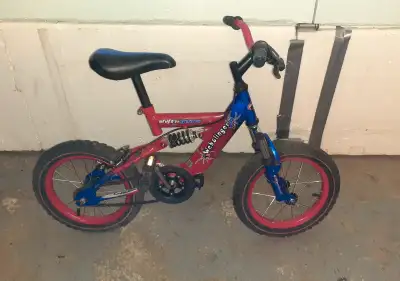 Vélo enfants / Side wheels / Selle de vélo / à partir de, View more