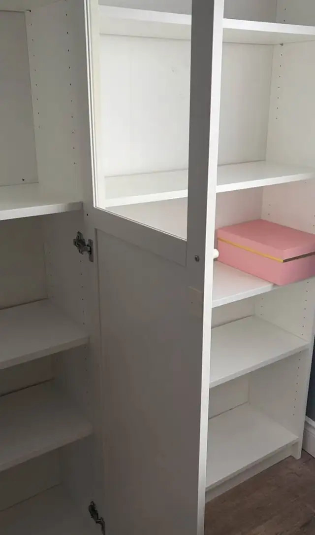 IKEA BILLY BOOKCASE WITH GLASS DOORS in Bookcases & Shelving Units in City of Toronto - Image 3