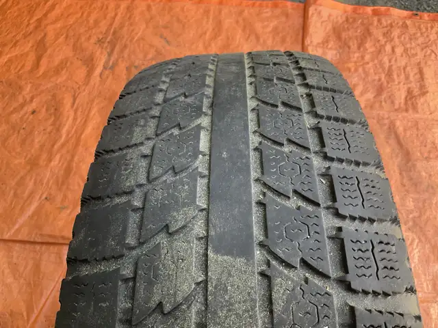 Price reduced. Winter tires 225/70/16 off Honda CRV in Tires & Rims in Ottawa - Image 7