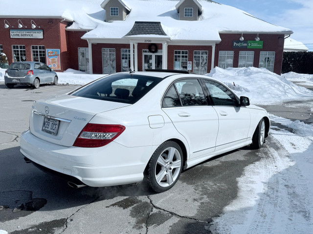 2009 Mercedes Benz C300 AWD * Low Km * dans Autos et camions  à Laval/Rive Nord - Image 3
