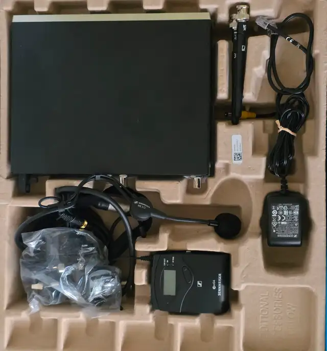 SennheiserEW 100 G4-ME3-A Wireless Headmic Set. in Other in Kelowna - Image 4