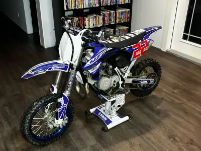 2018 YZ 65 in great condition Bike has gold series fmf pipe and silencer and oem, break away levers,...
