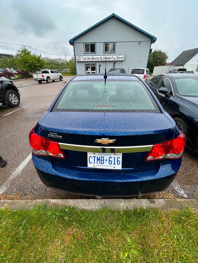2013 Chevy Cruze in Cars & Trucks in Kitchener / Waterloo - Image 2
