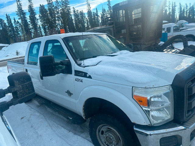 2012 Ford F-250 6.7L XL in Cars & Trucks in Whitehorse - Image 2