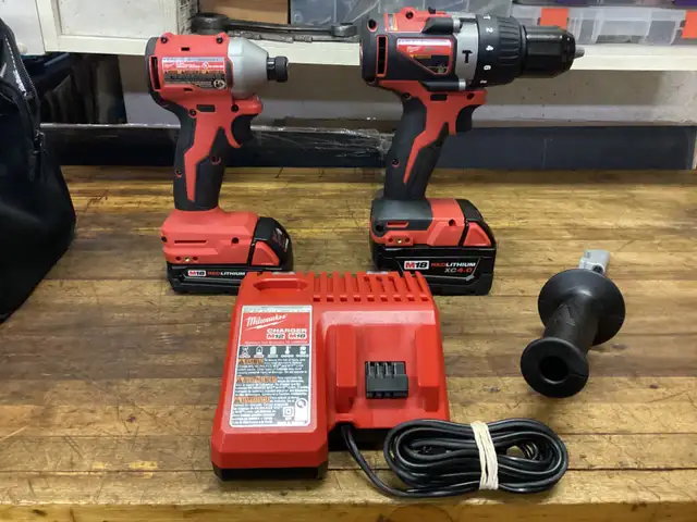 MILWAUKEE M18 BRUSHLESS IMPACT DRIVER and 1/2” HAMMER DRILL KIT in Power Tools in Barrie - Image 7