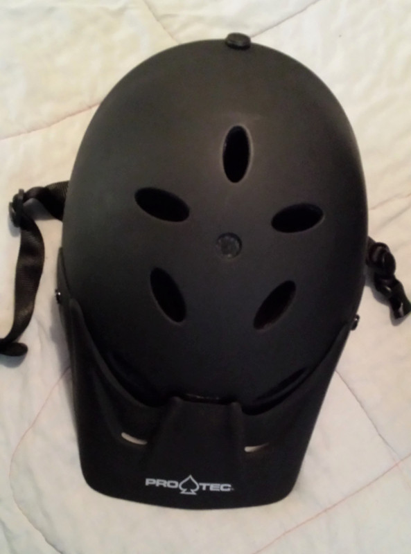 Men's Bike Helmet (L/XL) in Clothing, Shoes & Accessories in Calgary - Image 4