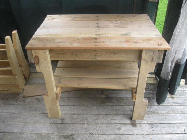 Wood Pallet Benches, Tables , Games & More in Patio & Garden Furniture in Saint John - Image 2
