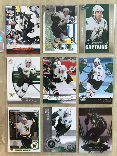 Lot de 34 cartes de hockey différentes - Mike Modano, View more