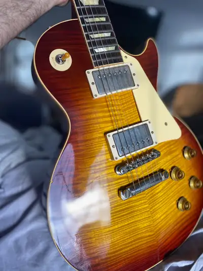 Gibson Custom Shop '59 Les Paul, View more