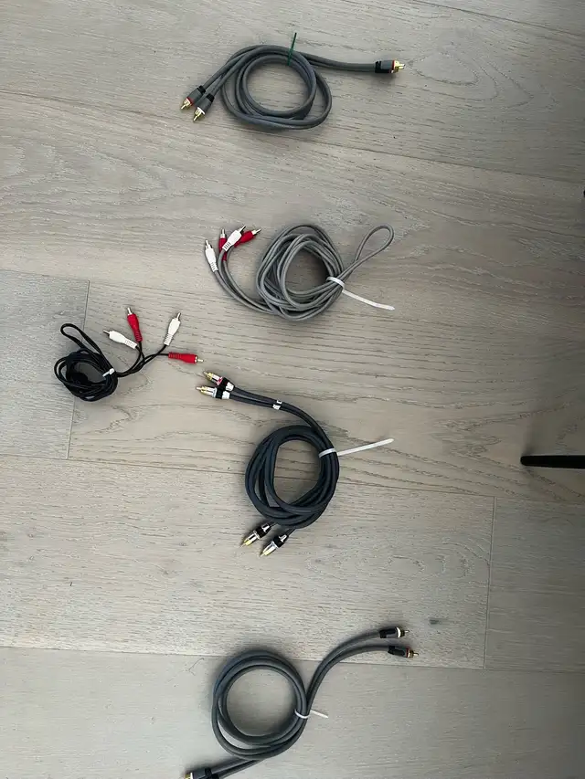 audio and video cables $5-10 ea in Other in Laval / North Shore - Image 5
