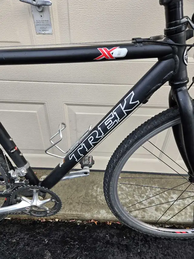 Trek X1 Gravel road bike  in Road in Barrie - Image 6