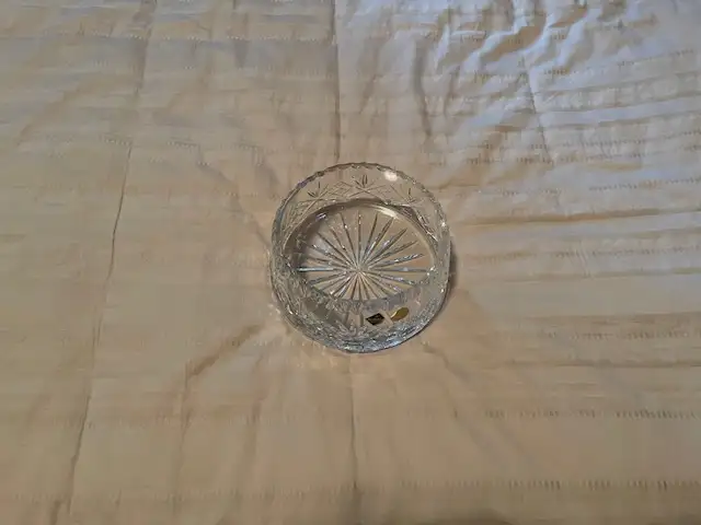 crystal bowl in Home Décor & Accents in Kingston - Image 2