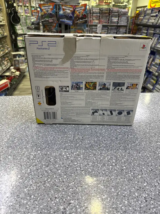PS2 Slim System In Box Black in Older Generation in Oshawa / Durham Region - Image 3