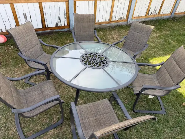 patio table with chairs 453872385503406081