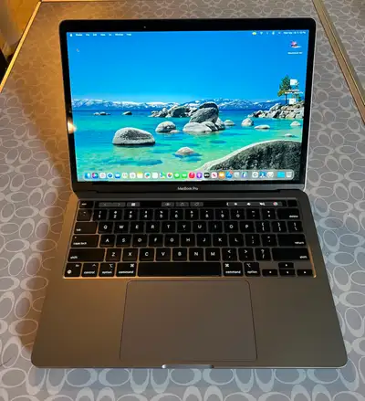 8 GB RAM, 494 GB storage, 13 inch screen This is the touchbar model. Includes box, power adapter wit...