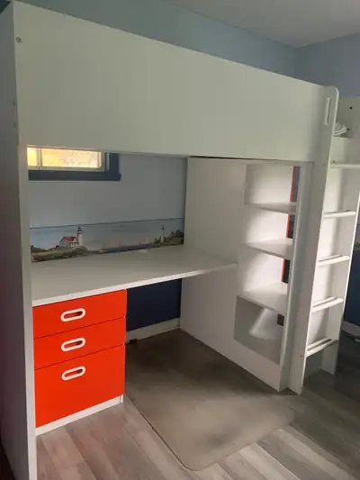 Lit mezzanine, View more