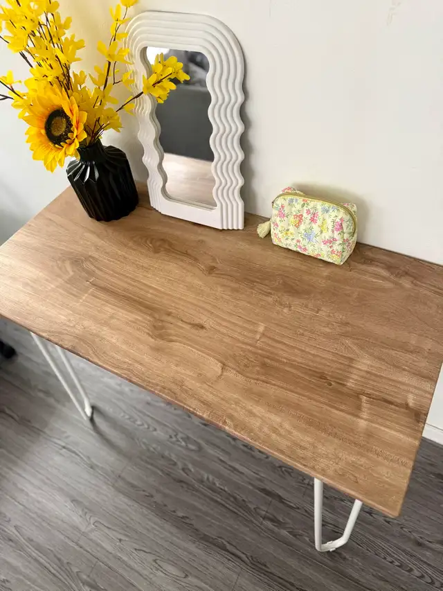 Console table / occasional desk / compact multifunctional table