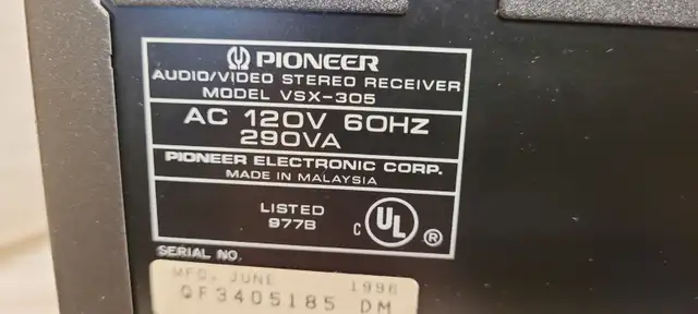Pioneer VSX-305 Audio Video Stereo Receiver in Stereo Systems & Home Theatre in Mississauga / Peel Region - Image 11