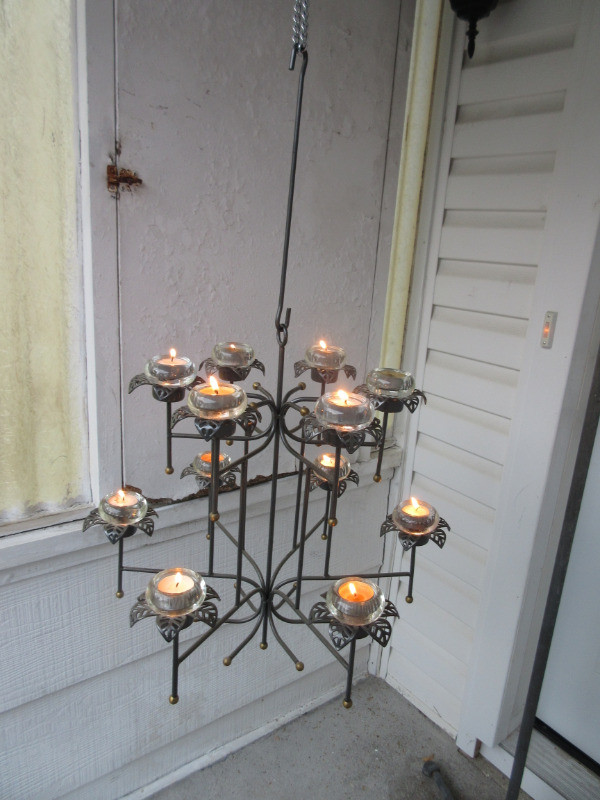 2 tiered metal Chandelier holds 12 tea lights in Home Décor & Accents in Timmins - Image 4