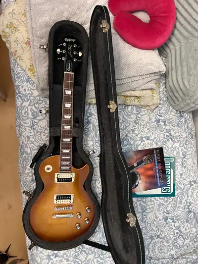Epiphone Les Paul Classic, View more