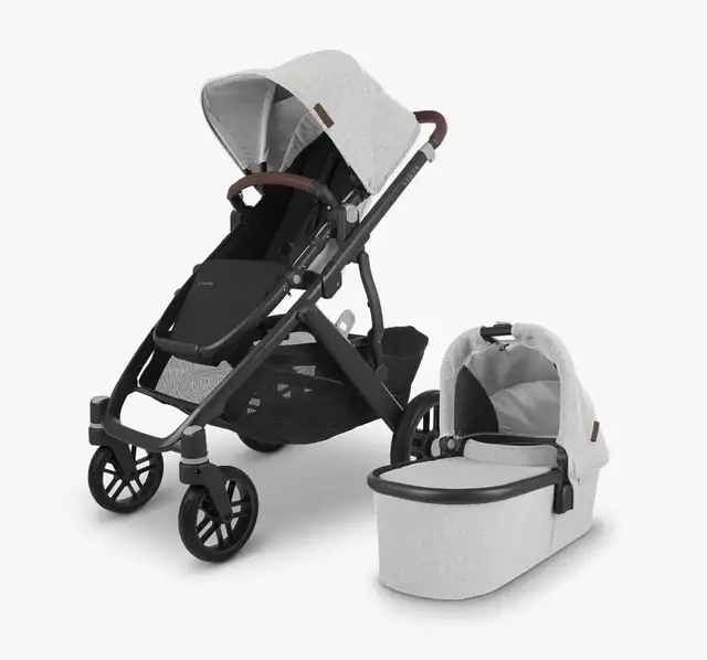 Uppababy Vista V2 Stroller & Bassinet + accessories in Strollers, Carriers & Car Seats in Hamilton - Image 4